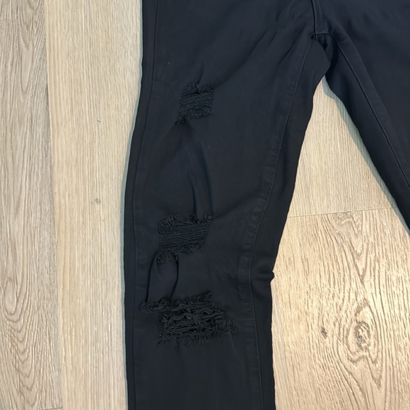 Distressed Black Paige Jeggings - size 25 - Picture 4 of 7